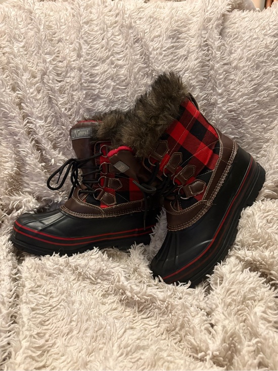 Natural Reflections Shoes - “Almost New” Natural Reflections Red Buffalo Plaid Faux Fur Winter Rain Boots